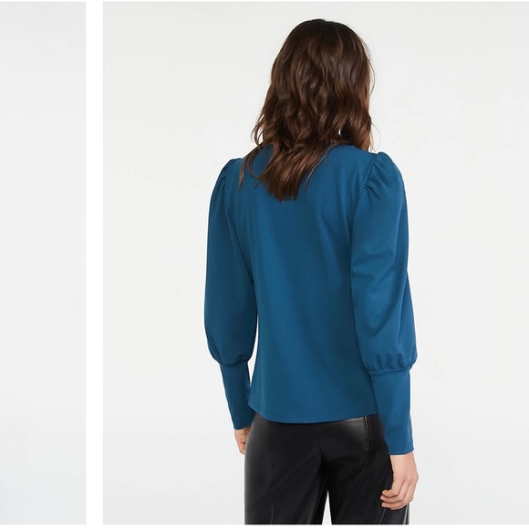 NWT✨ Square Neck Puff Sleeve Blouse - Picture 2 of 3